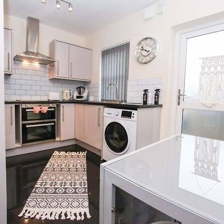 No25-Luxe Living Guest House- 2 Bed-Wifi-Free Parking-City- Beach Σουόνσι Εξωτερικό φωτογραφία