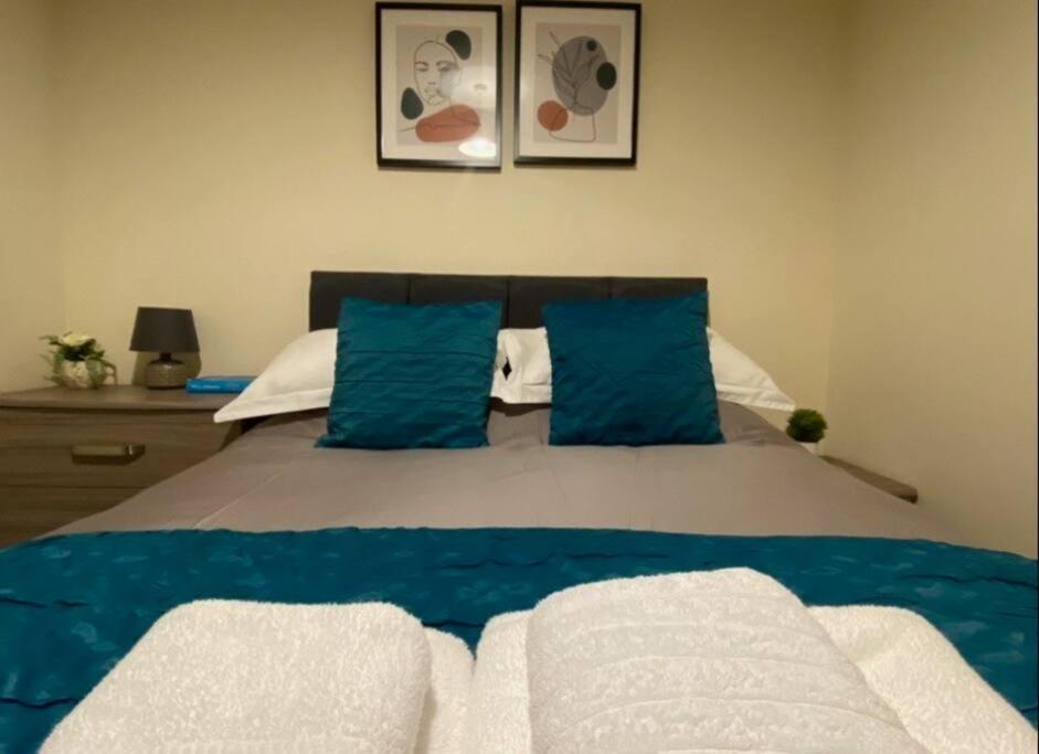 No25-Luxe Living Guest House- 2 Bed-Wifi-Free Parking-City- Beach Σουόνσι Εξωτερικό φωτογραφία